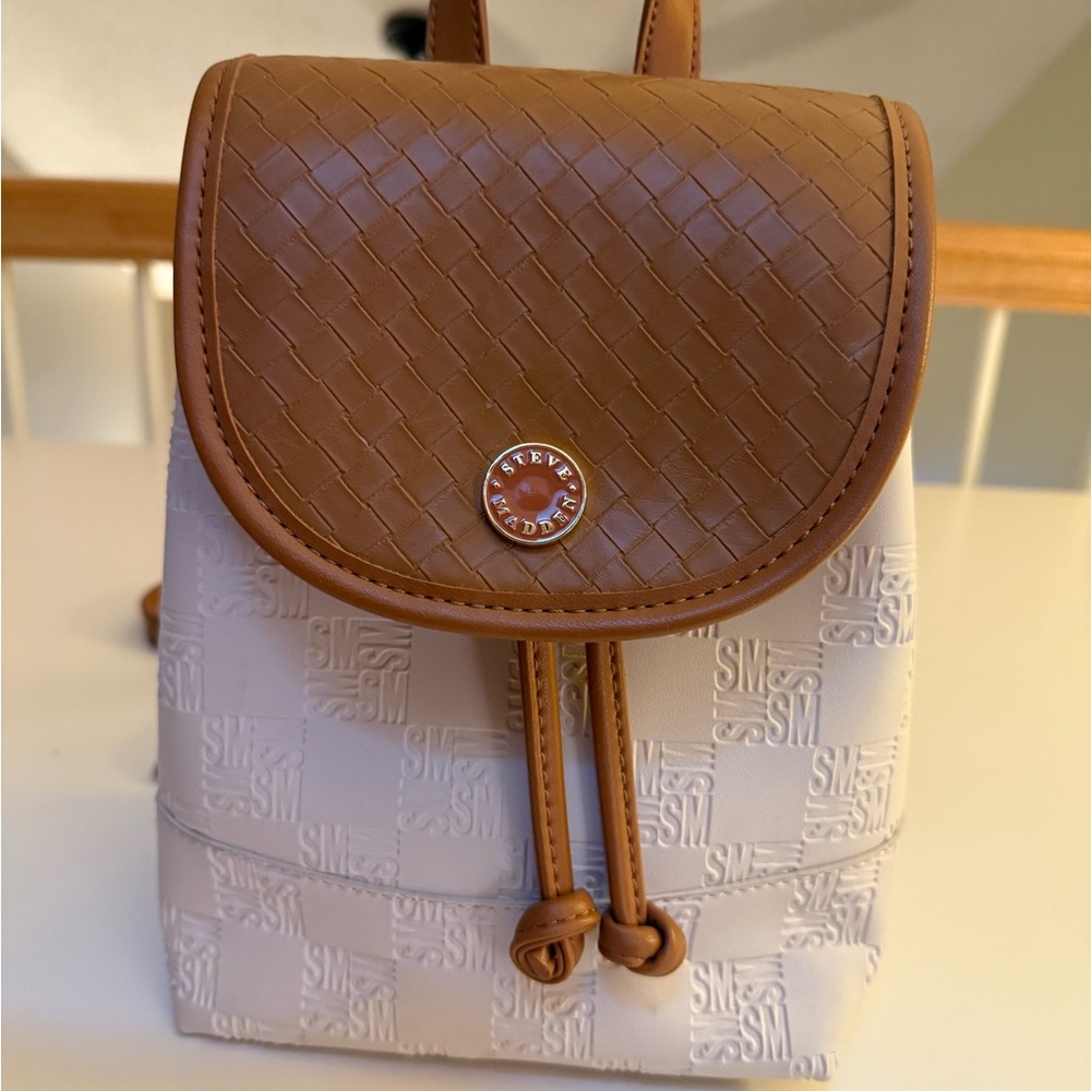 Small Steve Madden Tan and Cream Backpack w/ Coin purse